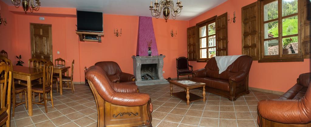 Posada Sobrevilla Espinama Esterno foto