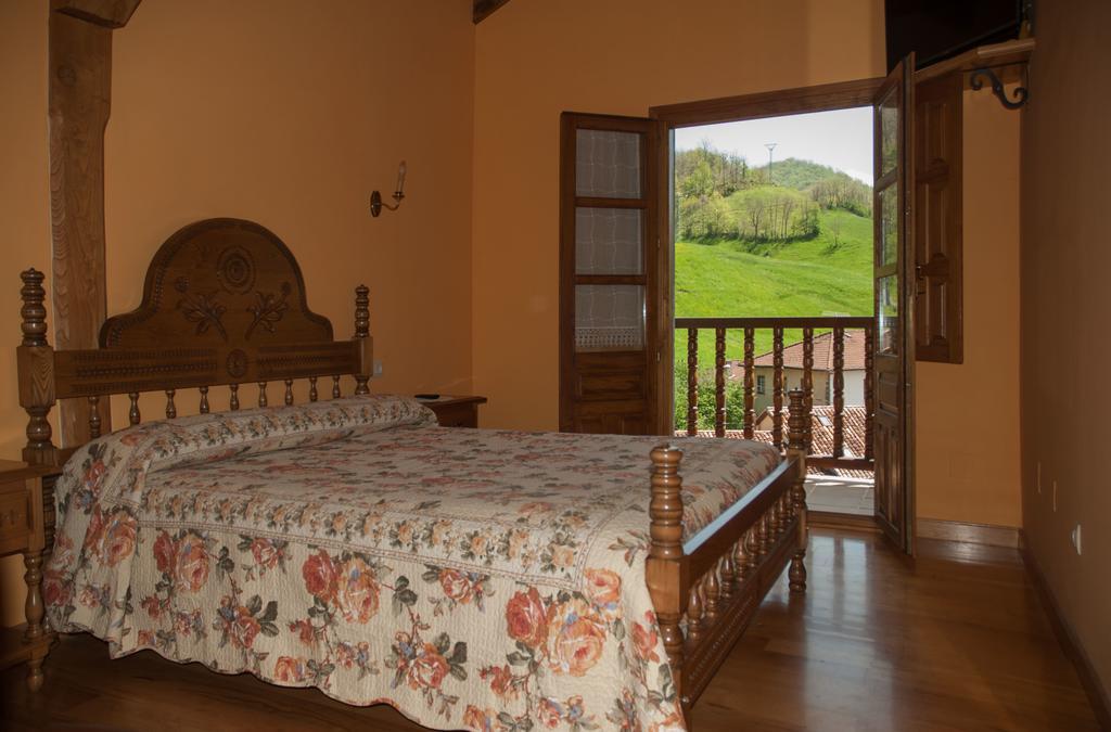 Posada Sobrevilla Espinama Esterno foto