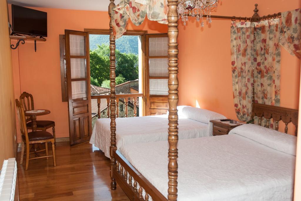 Posada Sobrevilla Espinama Esterno foto