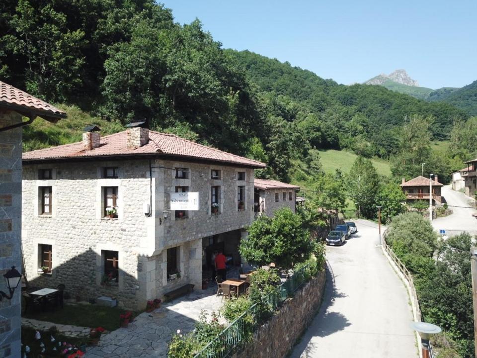 Posada Sobrevilla Espinama Esterno foto